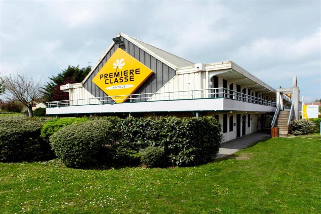 Premiere Classe Lille Sud - Douai Cuincy Buitenkant foto